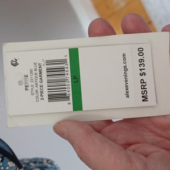 2 piece Jacket - Picture 3 of 3